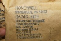 HONEYWELL Q674C 1009 Thermostat Subbase Q674C1009