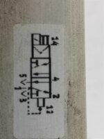 FESTO MDH-5/2-3/4-D-4-24DC 12457 Magnetventil MIT MDH-3/2-24V DC 119600 Vorsteuerventil