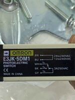 OMRON E3JK-5DM1 Photoelectric Switch