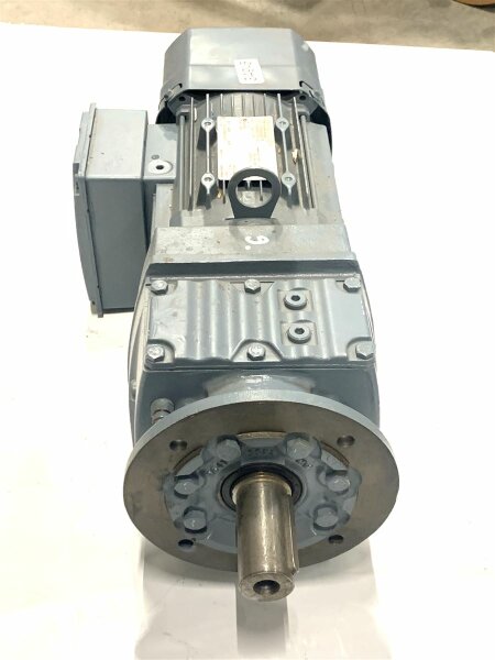 SEW 1,1 KW 155 min Getriebemotor RF47 DRS80M4BE2/TF Gearbox